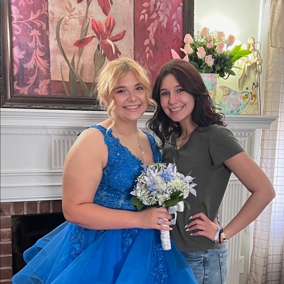 Meet your Posher, Kimi - Picture 7 of 8